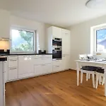 Moderne Ferienwohnung-axams アパート *